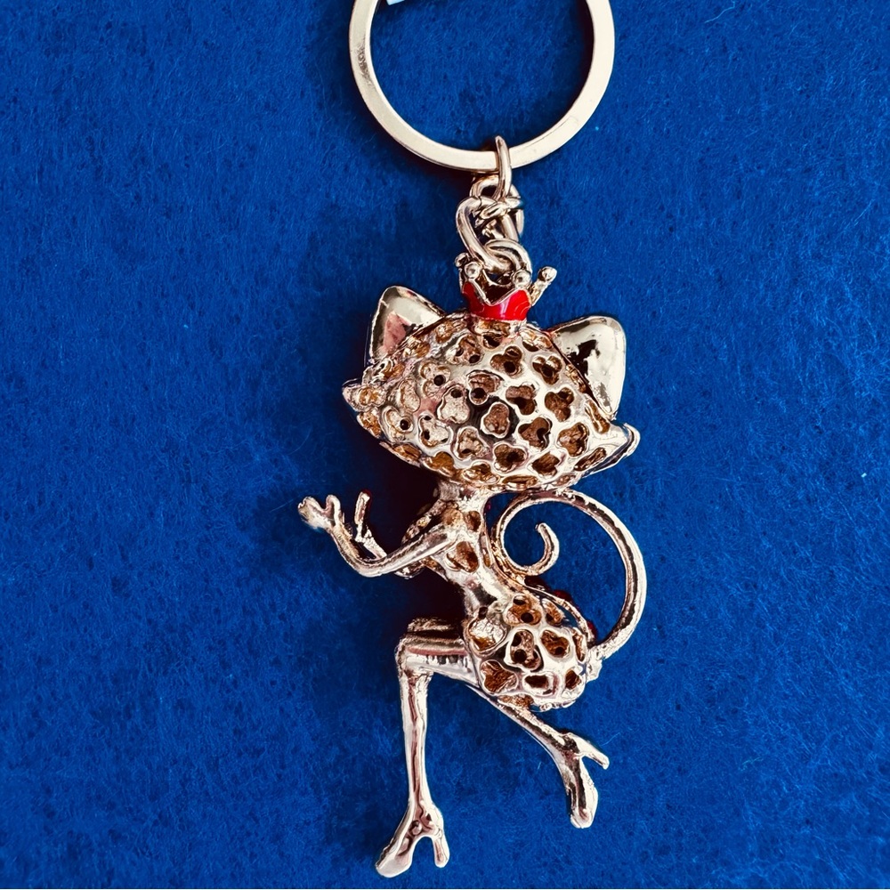 Sassy Cat Keychain or purse charm gold tone with rhinestones 5” - Picture 5 of 7